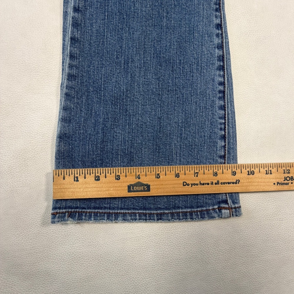 Abercrombie and Fitch Low Rise Flare Jeans Medium Wash Blue Denim Size 6 Regular - Picture 4 of 8